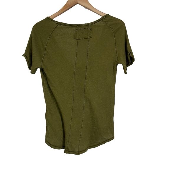 Free People Olive Green Sunny Days Ahead Tee Shirt Top M - Picture 6 of 8